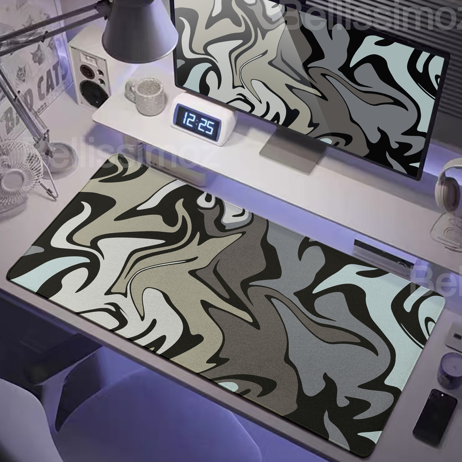 Strata Liquid Mousepad Large G - Tradescantia Purple 리뷰 및 가격